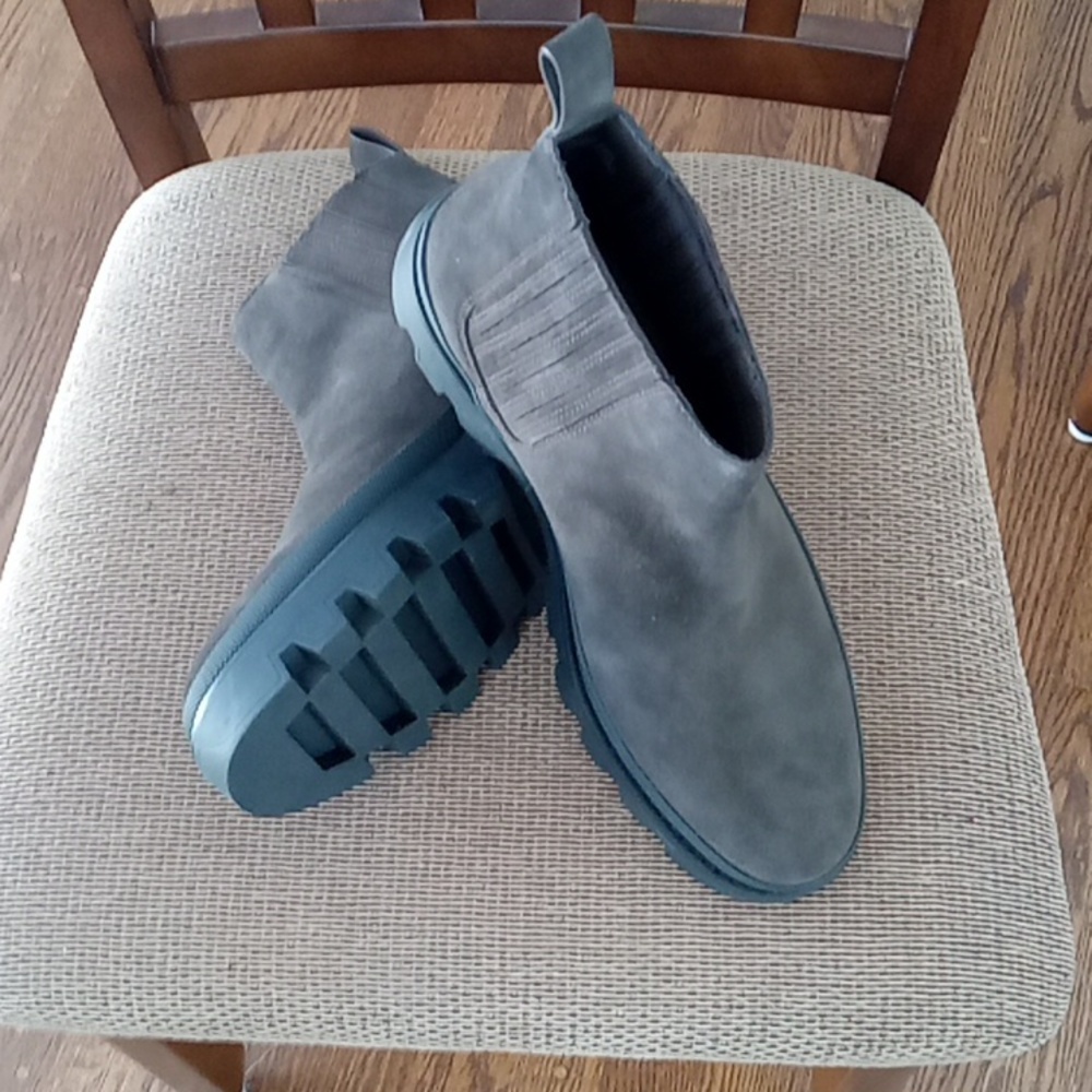 Michael Kors men's boots-NEW - Picture 5 of 5